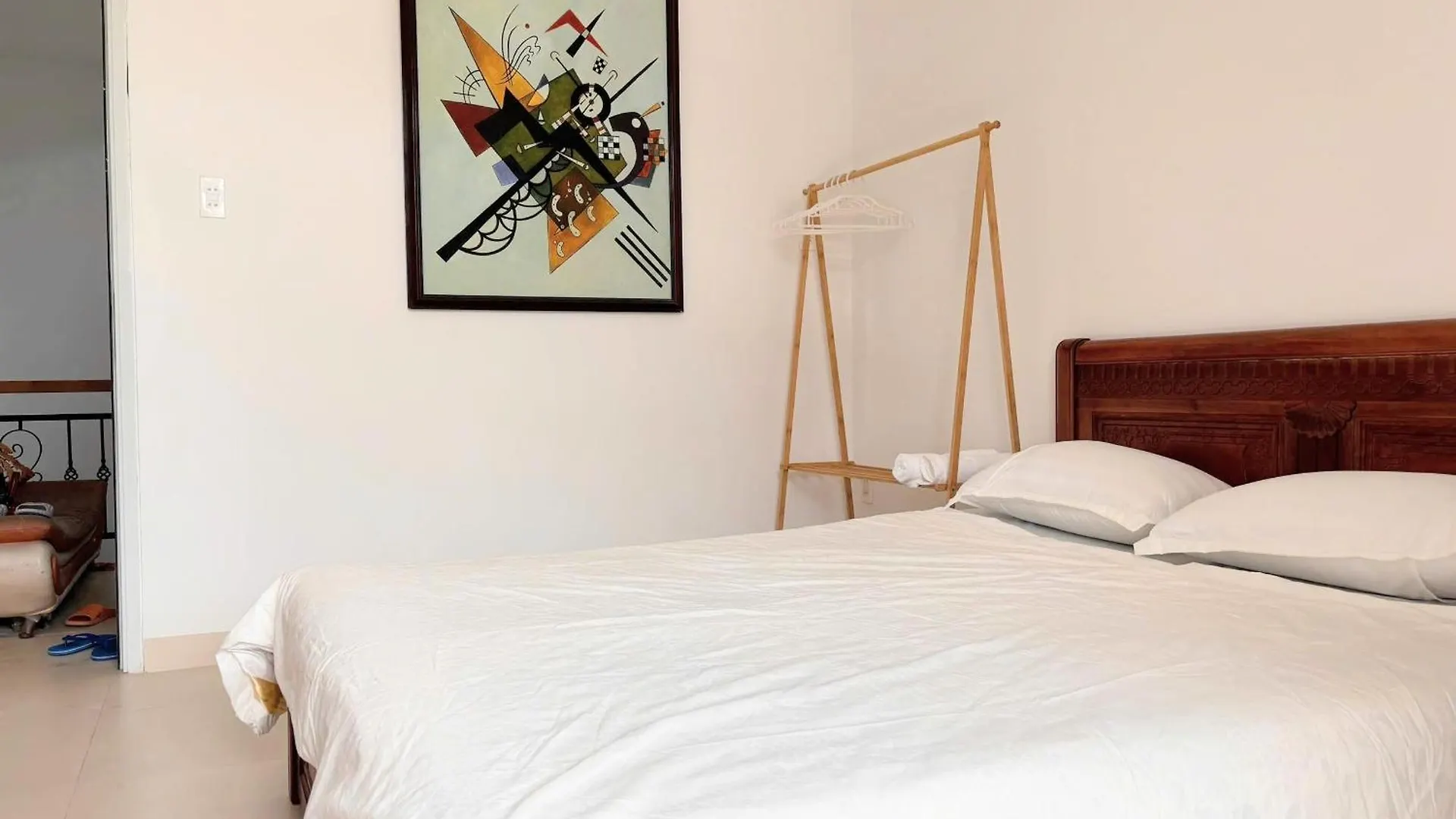 Phong Ngu Rieng Co Ban Cong Apartment Nha Trang 0*,  Vietnam